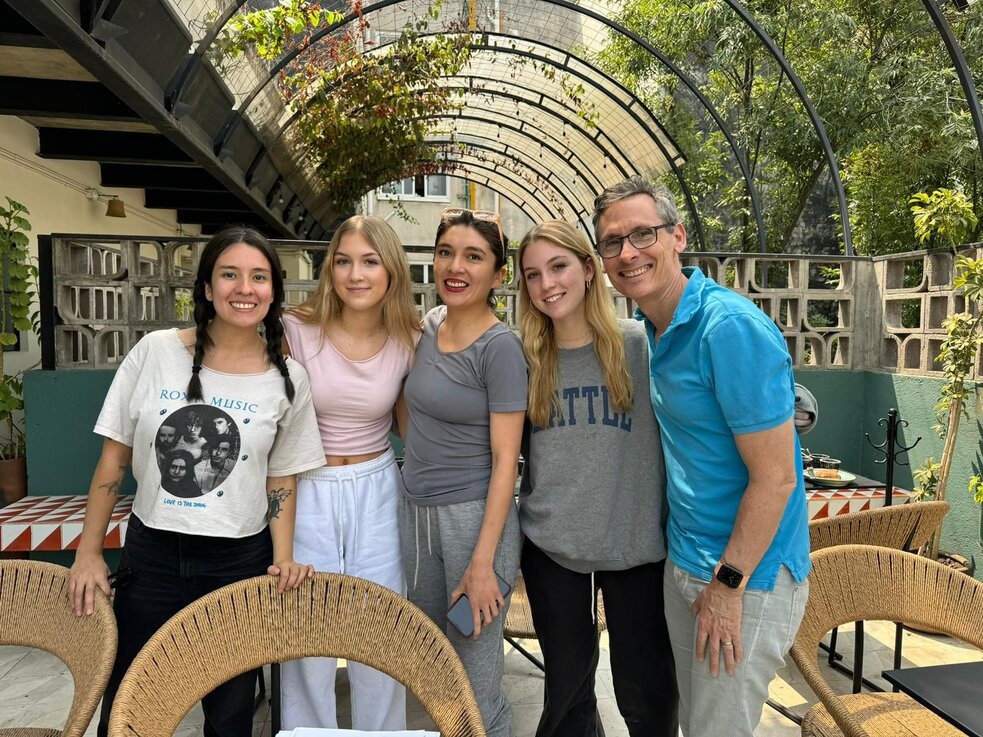 Learning Spanish in Mexico City: Real-Life Practice Among City Life