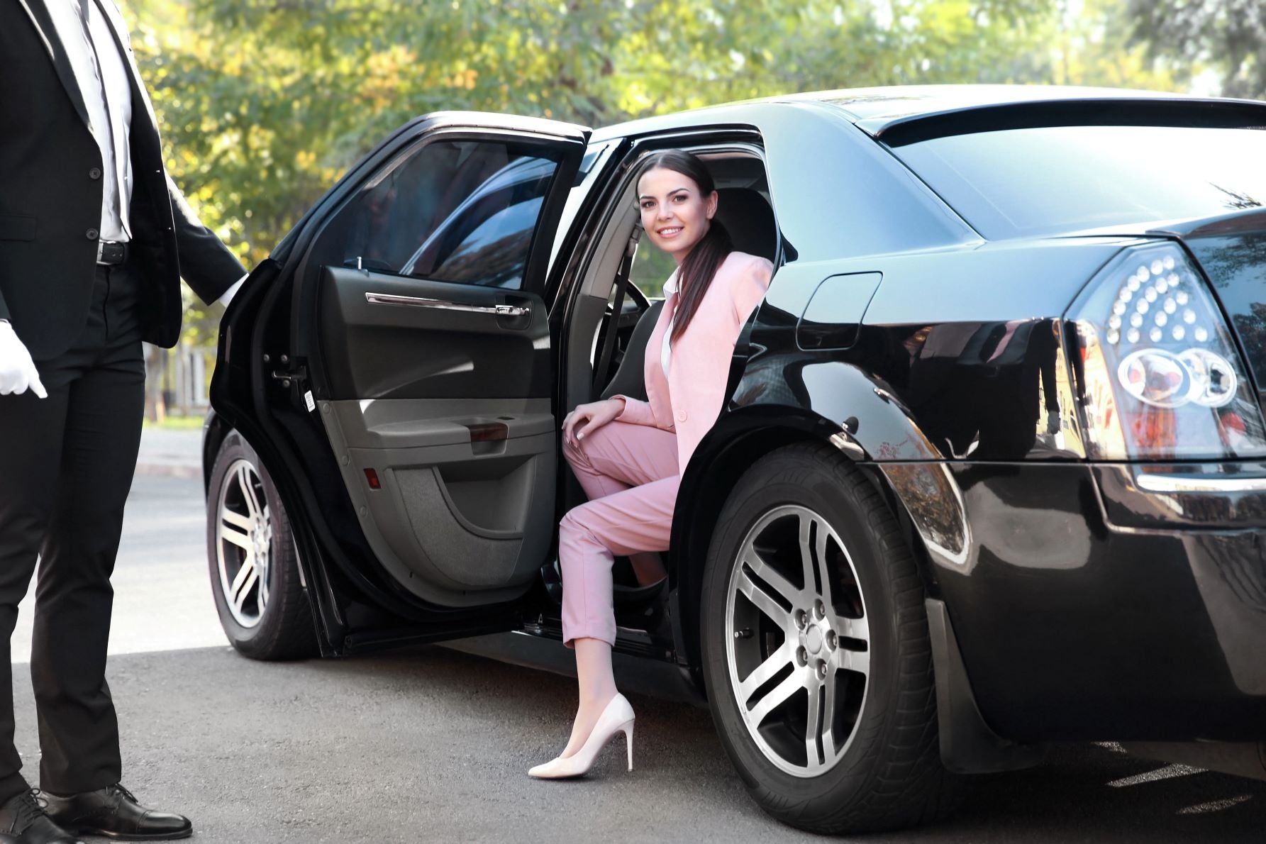 Premium San Diego Chauffeured Transport for Meetings and Events