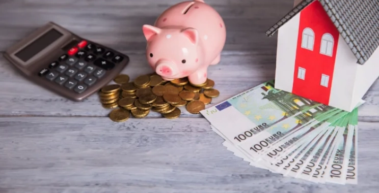 Understanding the Difference Between VA IRRRL and VA Cash Out Refinance Fees for Better Mortgage Planning