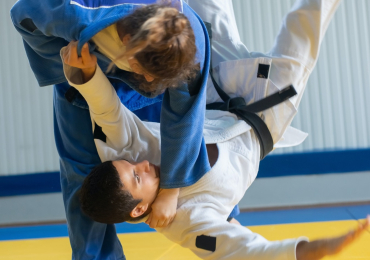 Self Defence Training | Stayingalivesurvival.com