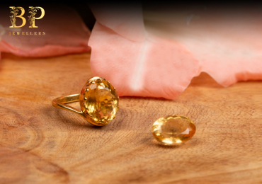 Pukhraj Stone (Yellow Sapphire) – Benefits, Price & How to Wear