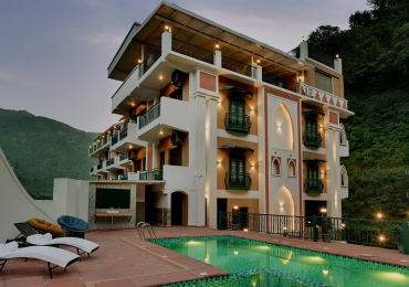 Best Riverside Resorts in Rishikesh for a Calm Stay
