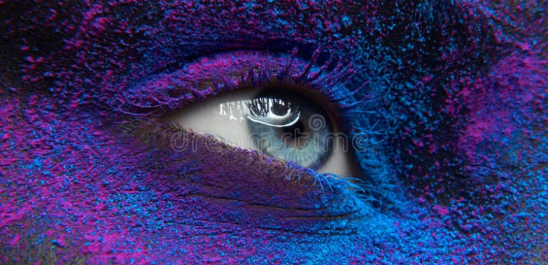 The Quiet Craft of a Timeless Cut in the Old-World Chair