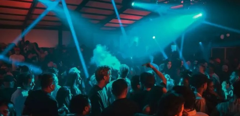 VIP Lounge Rooftop DC: Skyline Views and Exclusive Access