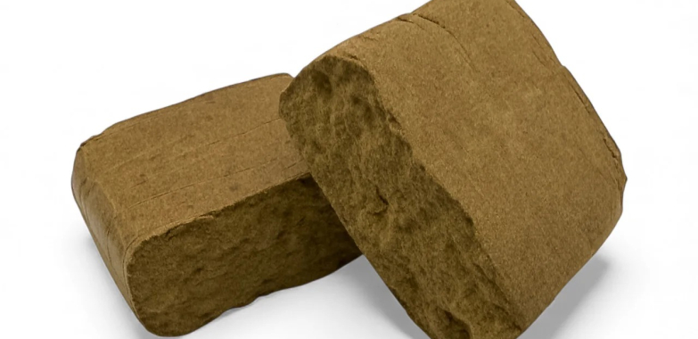 Frozen Hash Weed: A Cold, Resin-Rich Experience