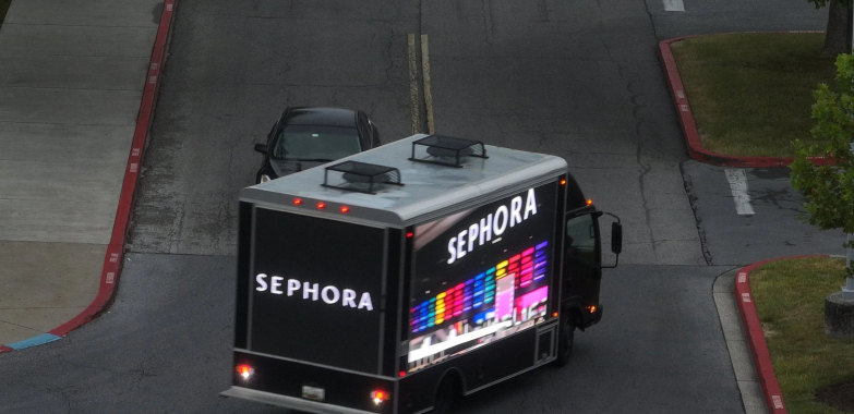 Billboard Truck Financing: Quick, Flexible Funding