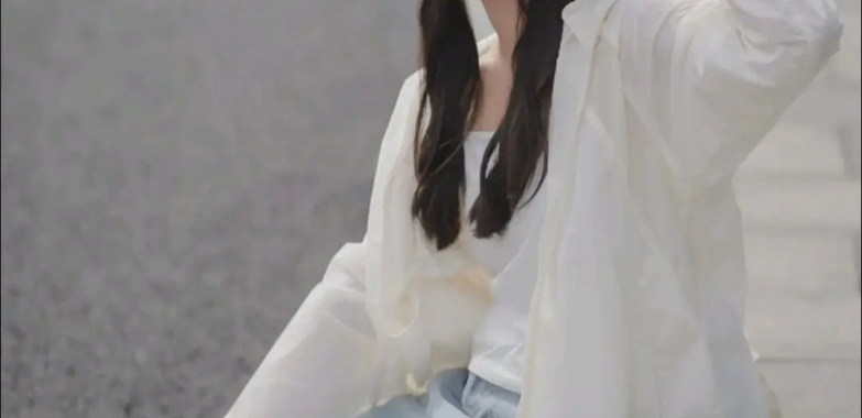 Safe party escort: stay together, stay calm, enjoy the night