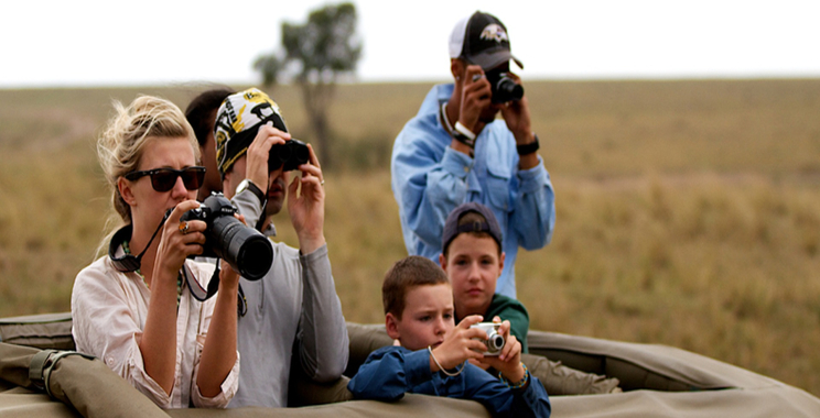 Curtain control: automate light, privacy, and mood with ease