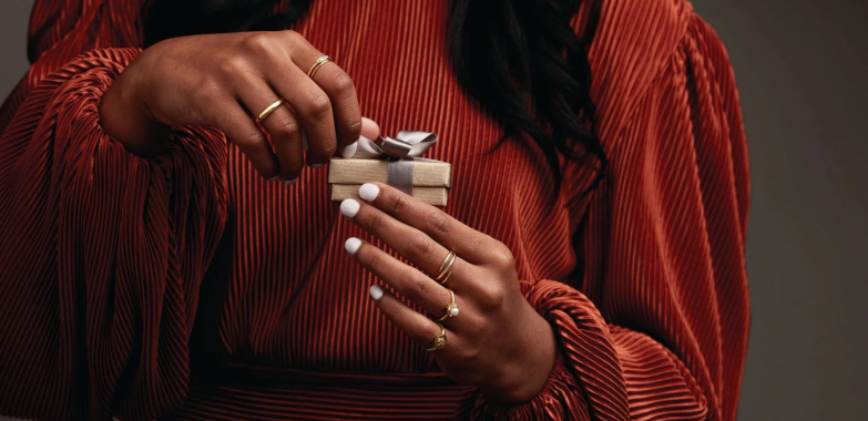 Visit trusted jewelry store Miami for luxury pieces
