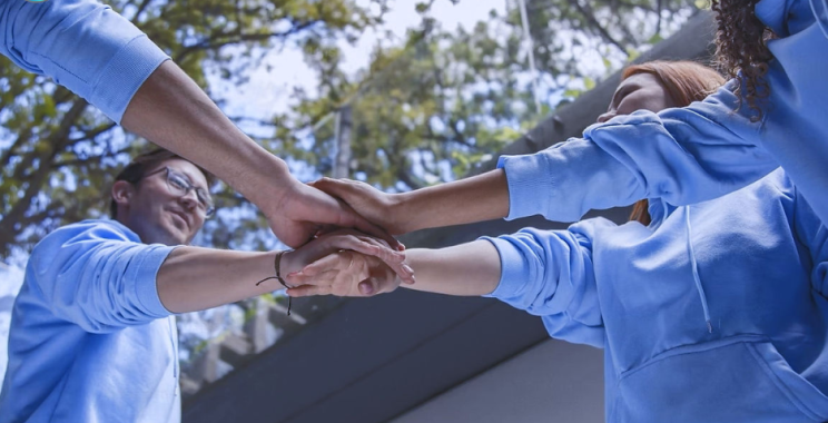 Impulsa tu marca con expertas en promoción de campo