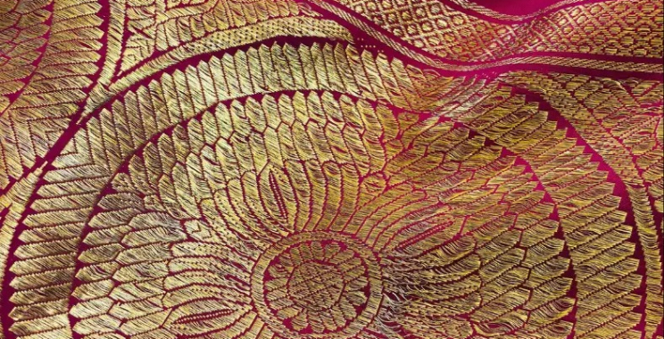 Trade Your Classic Zari Sarees for Cash with Ease