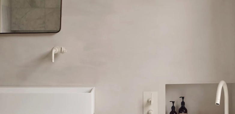 Timeless Roman-inspired Clay Plaster for Elegant Walls