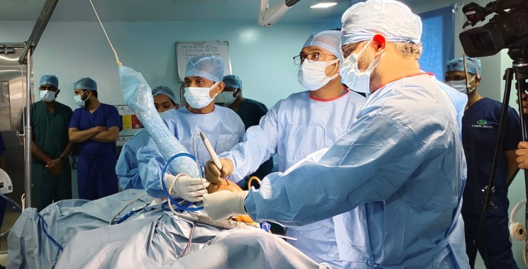 Restore Shoulder Stability: Minimally Invasive Repair Expertise