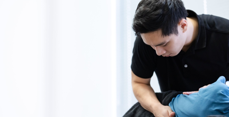 Effective Frozen Shoulder Recovery: Gentle, Guided Care in Hornsby