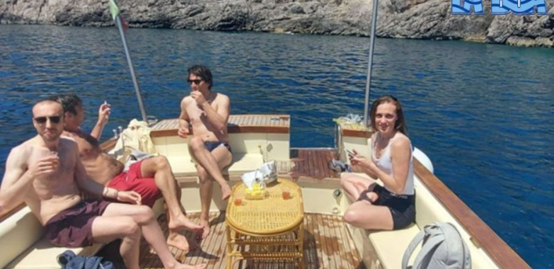 Scopri le meraviglie sottomarine di Positano in un tour indimenticabile