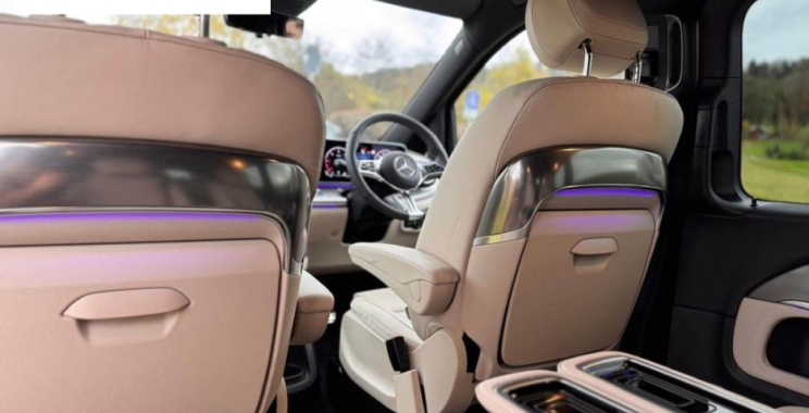 Luxury Ground Transportation: Your Private Chauffeur Experience