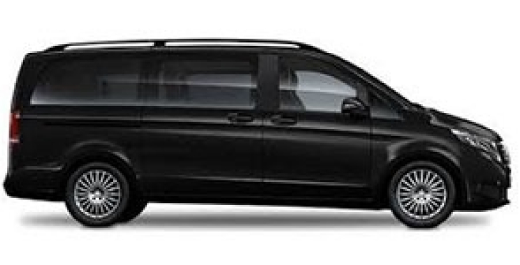 Reliable family transport in the Cotswolds with spacious MPV options