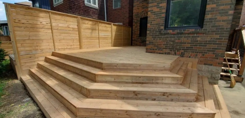 Create Stunning Outdoor Living Spaces with Expert Craftsmanship