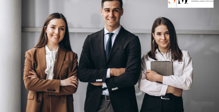 هوية علامة تجارية متكاملة: تصميم وإنتاج يحقق التميز