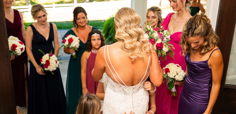 Romantic Cleveland Engagement Portraits You’ll Treasure