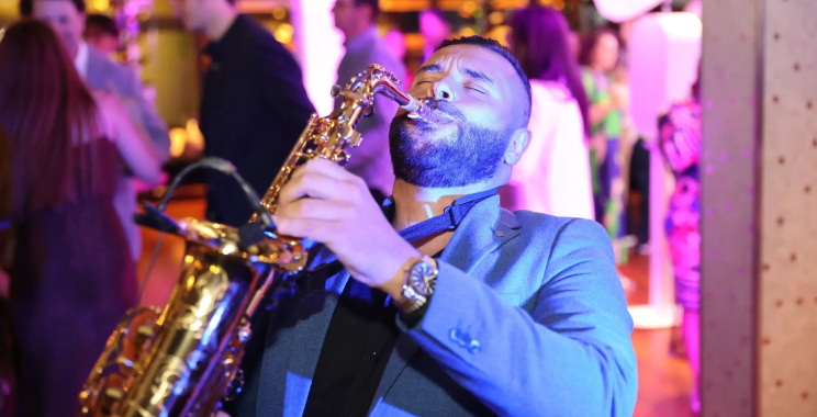 Unforgettable live saxophone for your Sydney wedding