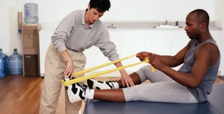 Expert Physiotherapy Services in Camrose County for Pain Relief