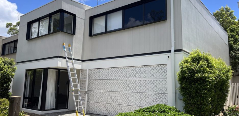 Restore Your Building’s Curb Appeal with Expert Exterior Cleaning