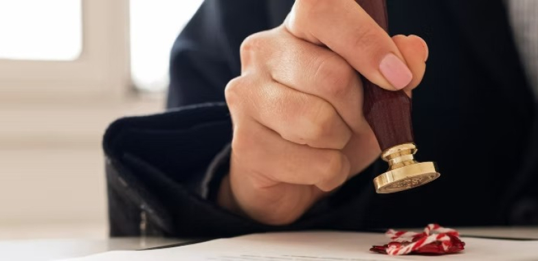 Expert Notary Services in Watford for Diploma Verification