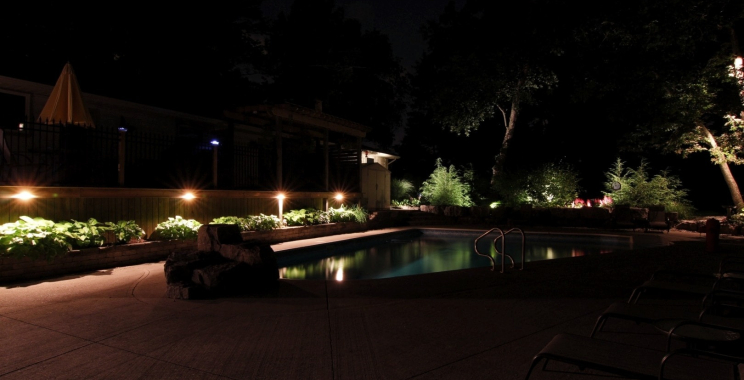 Create a warm, inviting outdoor space with smart lighting ideas