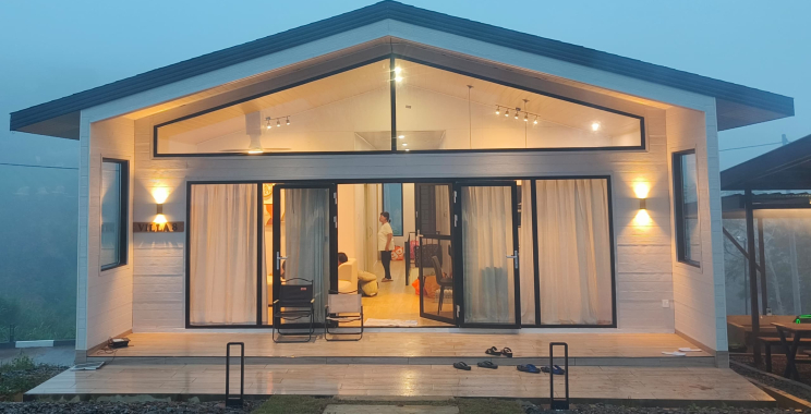 Escape to a Stylish Sabah Hideaway: Modern Comfort & Scenic Retreats