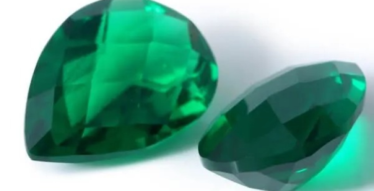 Discover Brilliant Lab-Grown Gemstones from a Trusted Manufacturer