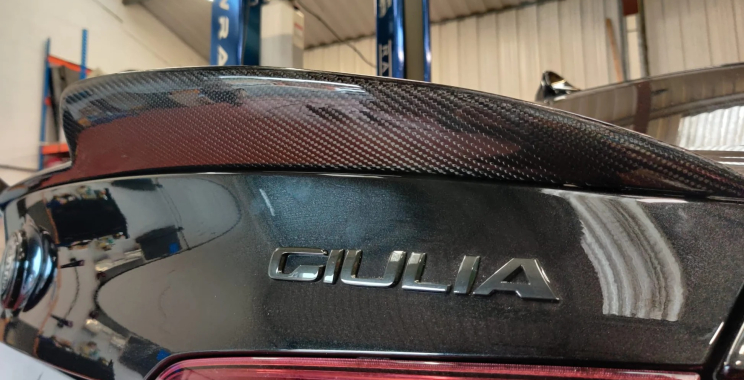 Upgrade Your Jaguar XF with a Carbon Splitter Lip (2008–2011)