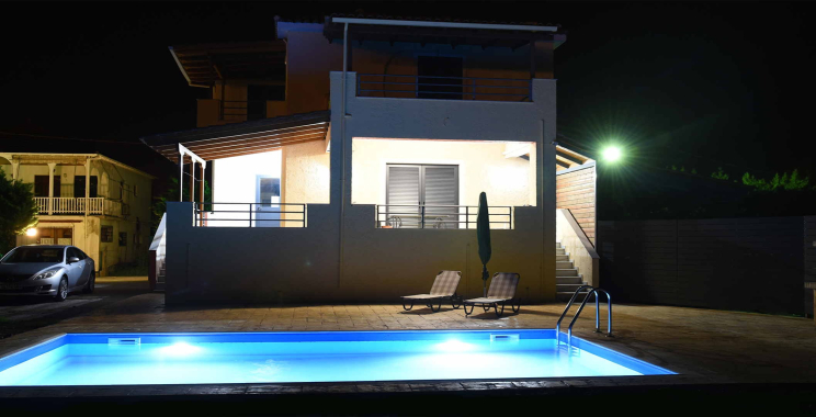 Luxurious villas for rent in Nidri, Lefkada – Discover island comfort