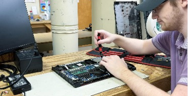 Trusted Laptop Fixes in Lincoln – Fast, Friendly Help