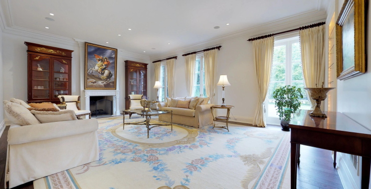 Immersive property tours that attract buyers