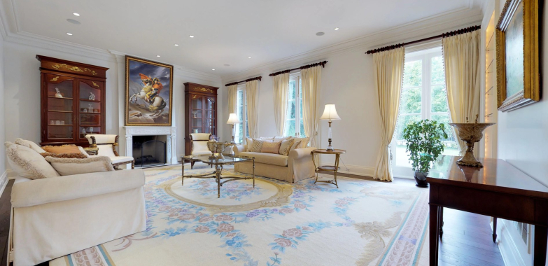 Immersive property tours that attract buyers