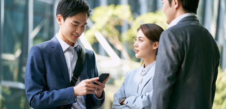 Effortless Desk Reservations for agile teams