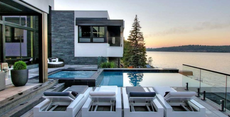 Capture Stunning Property Tours: A Fresh Look for Toronto Listings