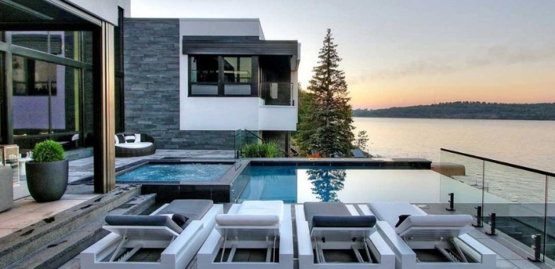 Capture Stunning Property Tours: A Fresh Look for Toronto Listings