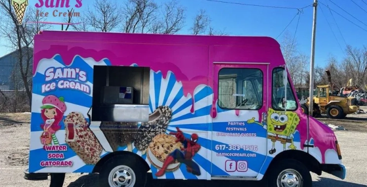Best Ice Cream Truck for Graduations to Sweeten Your Celebration